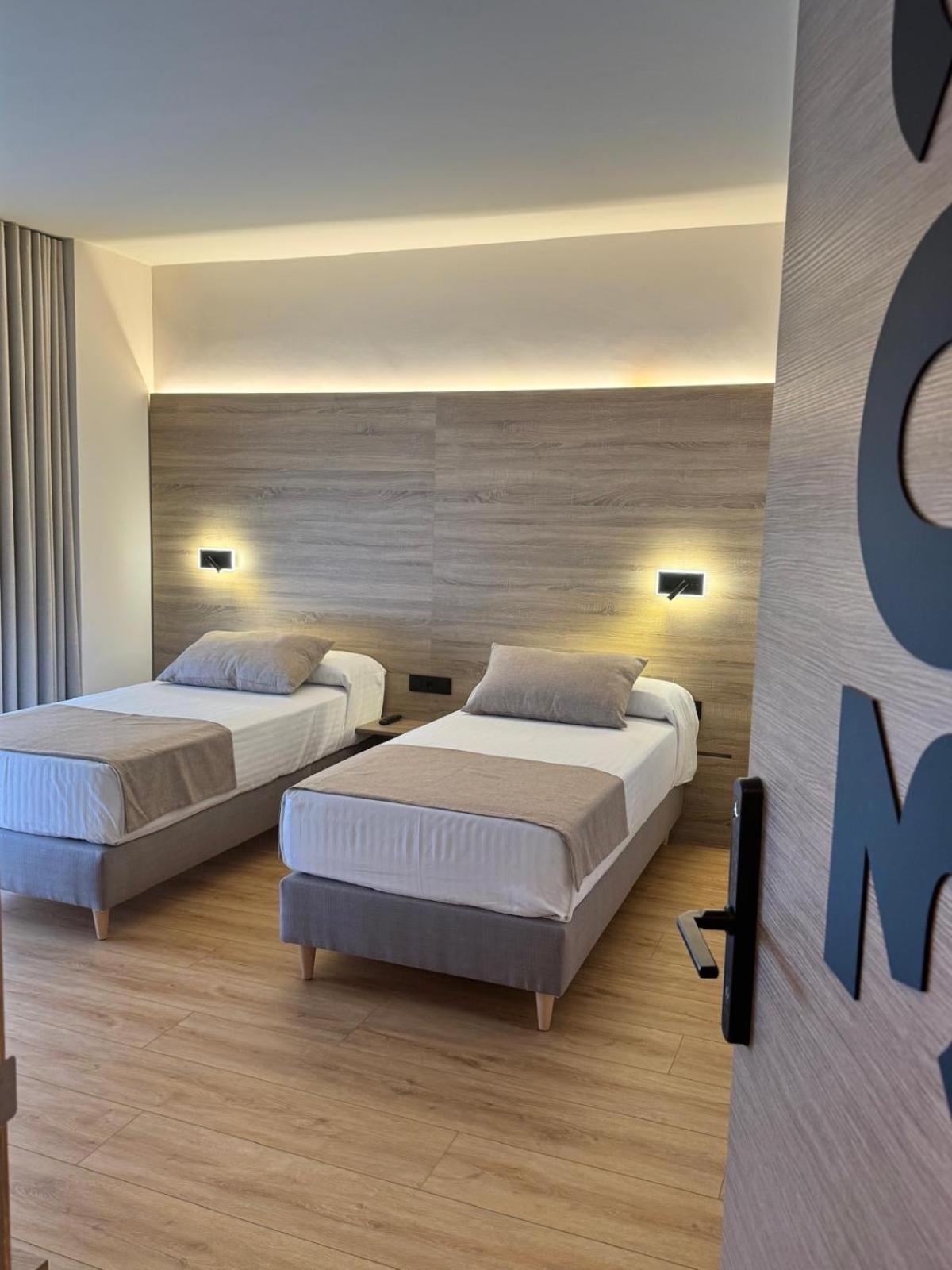 Miramar Suites Sada Eksteriør bilde